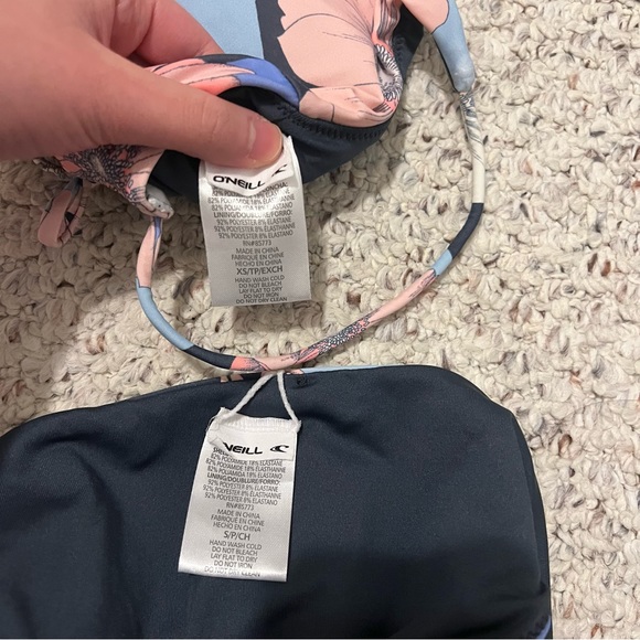 NWOT O’Neill Bikini Set - Picture 3 of 3